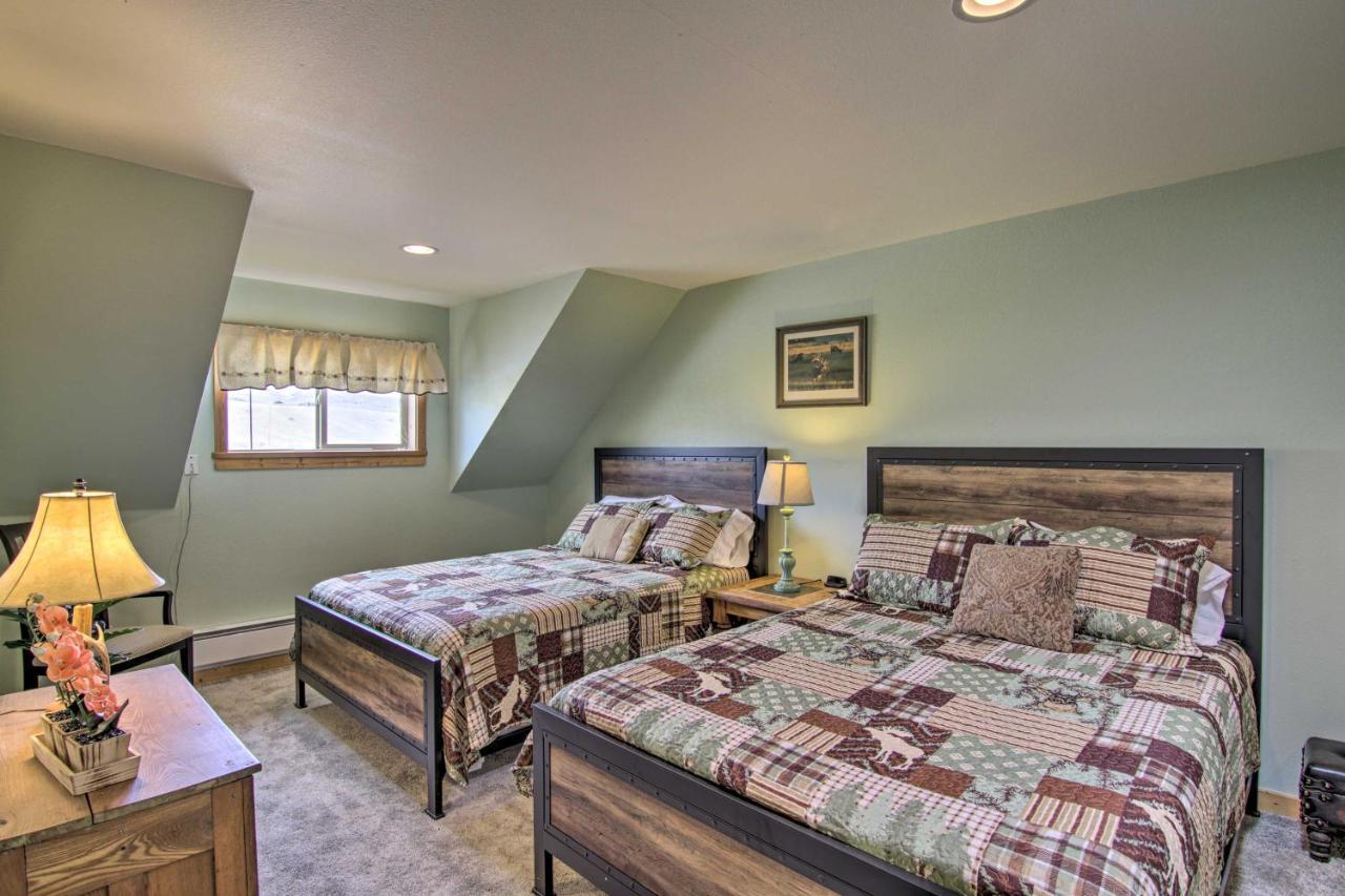 Airy Emigrant Townhome With Sweeping Mtn Views! Exterior foto